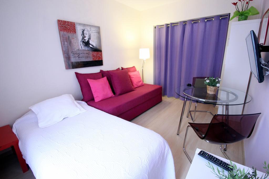 Stopbarcelona Universidad Apartments חדר תמונה