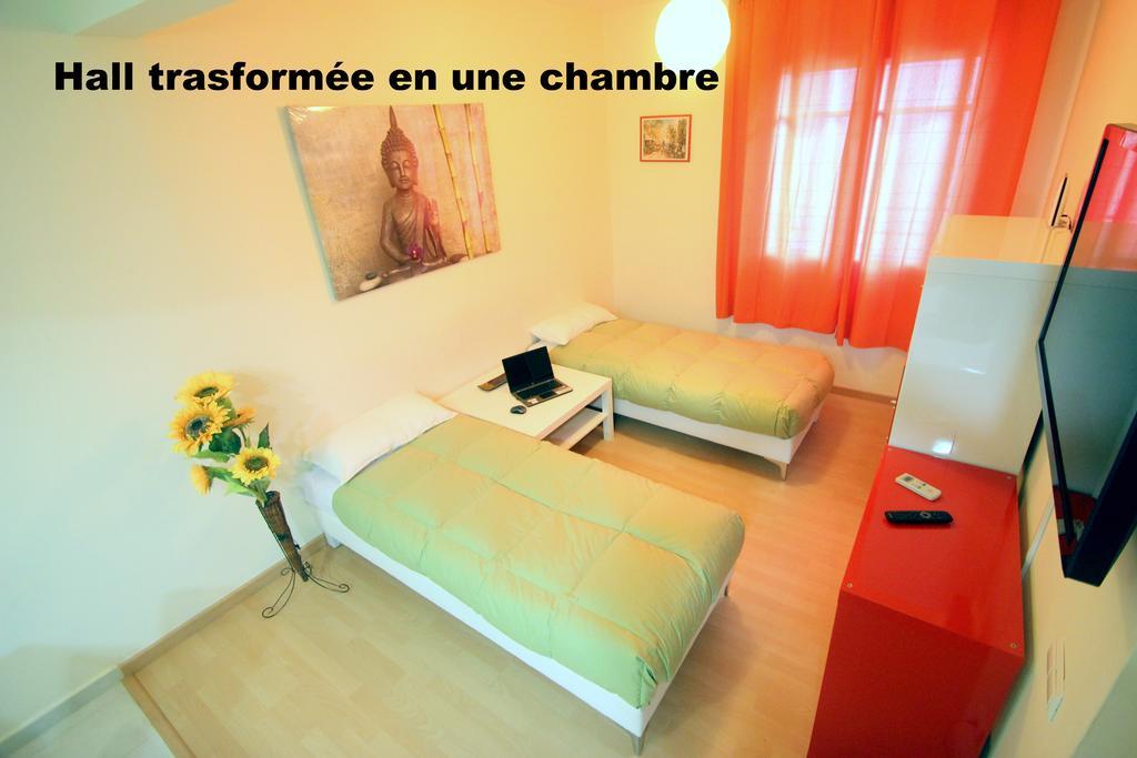 Stopbarcelona Universidad Apartments חדר תמונה