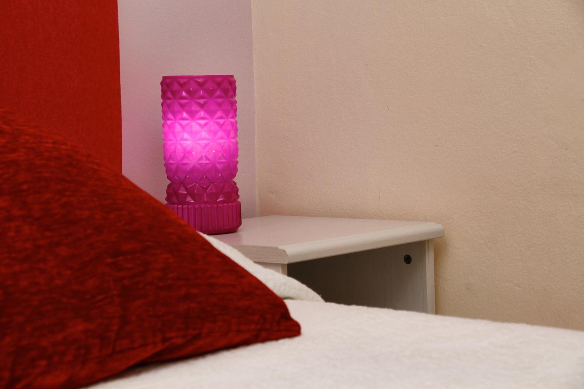 Stopbarcelona Universidad Apartments מראה חיצוני תמונה